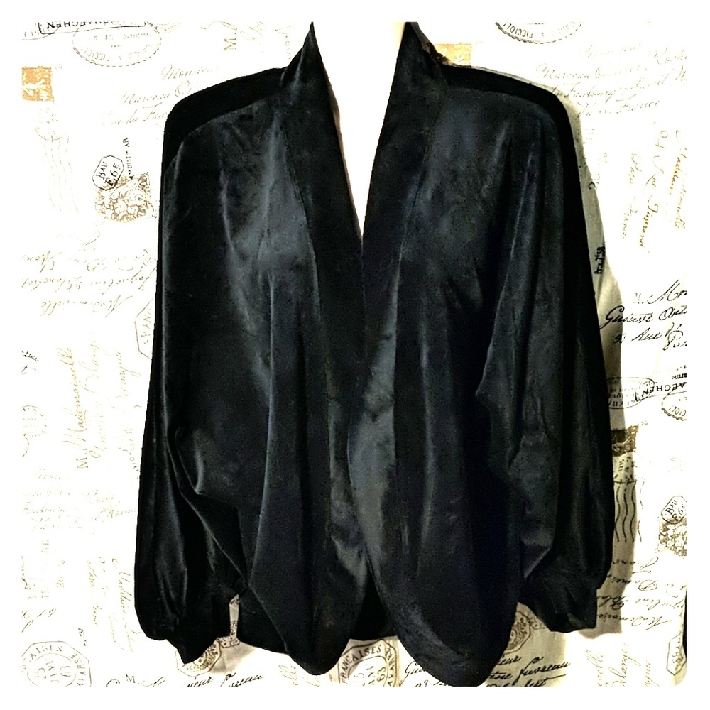 NWOT Max Studio Velour Batwing Jacket/Cardigan